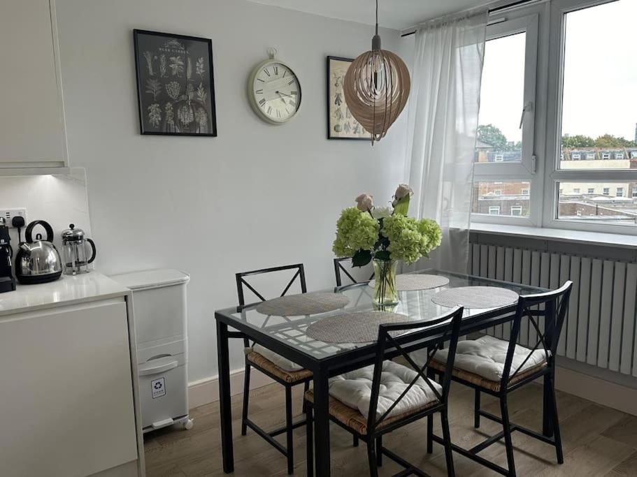 Modern 4 Bed-2 Bath In Battersea Appartamento Londra