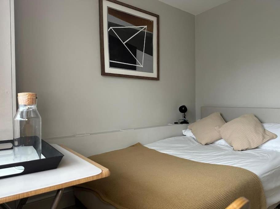 Modern 4 Bed-2 Bath In Battersea Appartamento *
