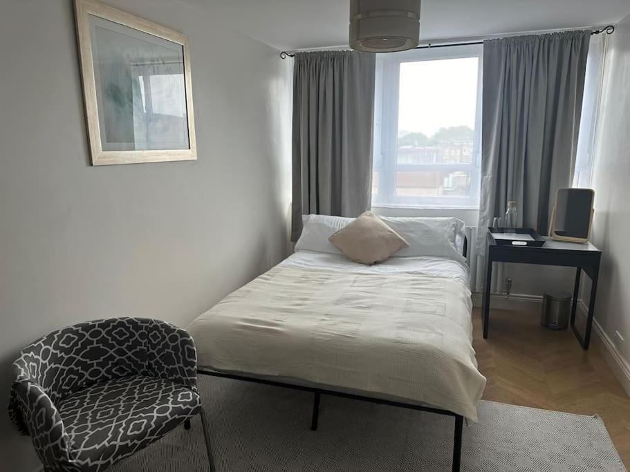 Modern 4 Bed-2 Bath In Battersea *